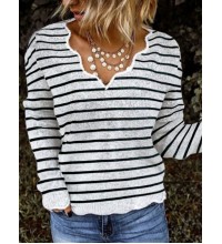 V-neck striped bottoming shirt, a versatile top that can be worn inside or outside HF1402-02-03